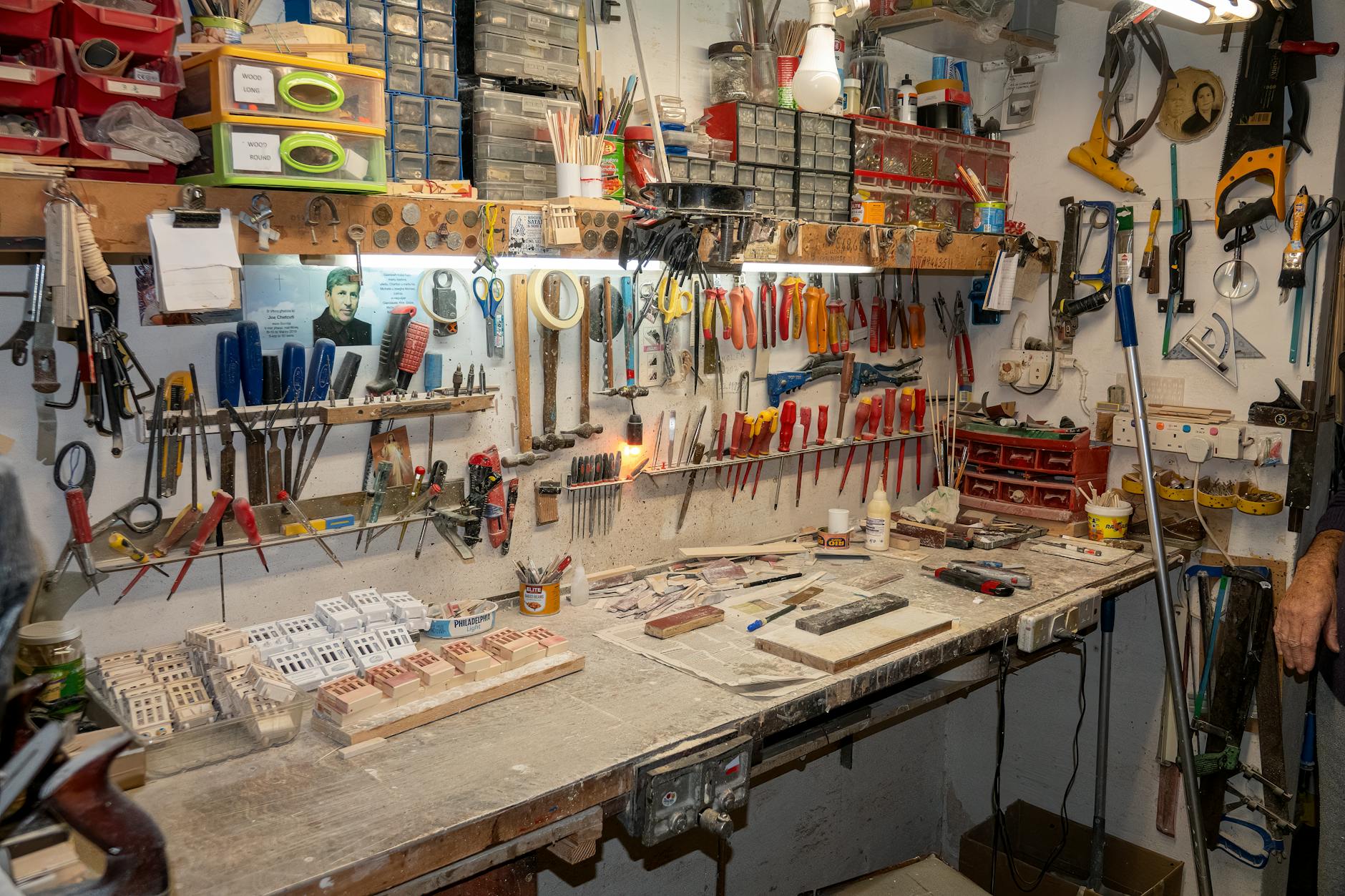 CRAFTSMAN Workbench with Drawers: The Ultimate Home Workshop Game-Changer