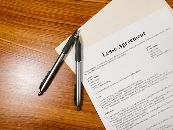 Reviewing an Atlanta lease before signing